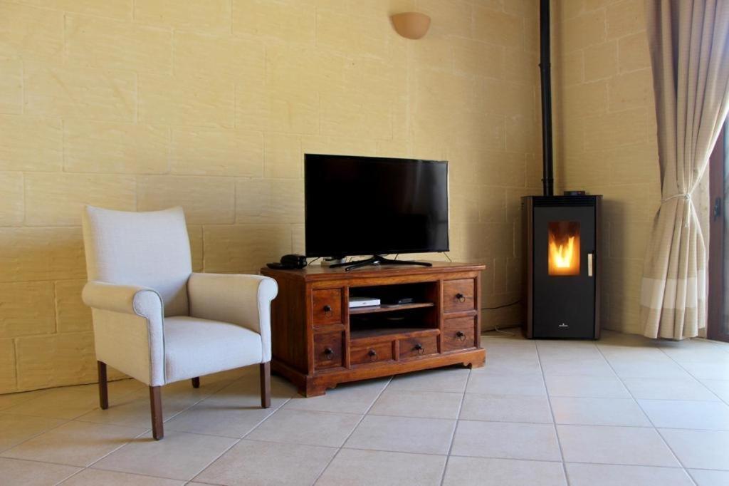 Casa vacanze 400 Year Old Converted With Private Pool *