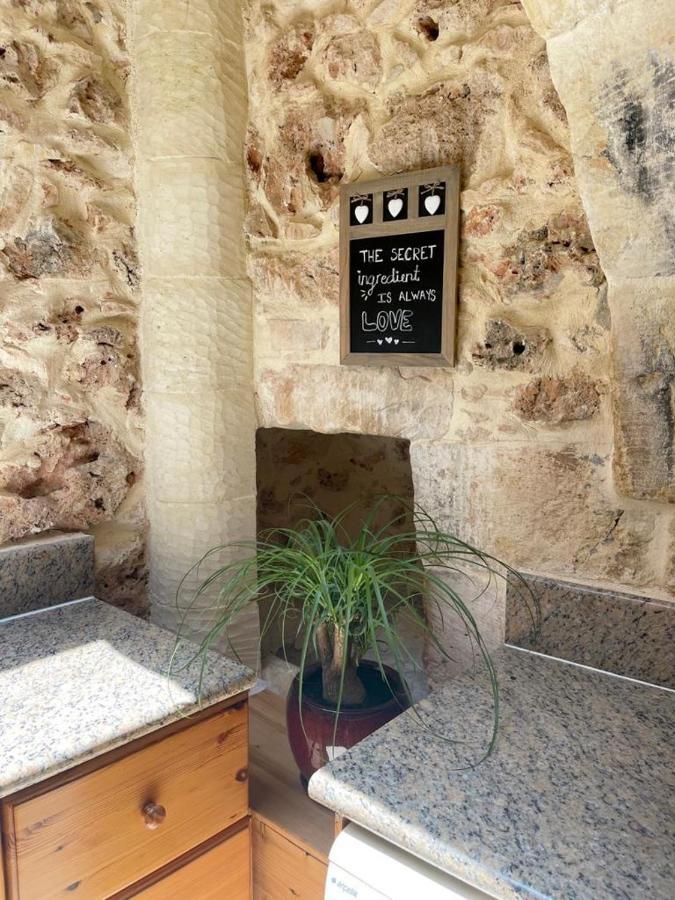 400 Year Old Converted With Private Pool Casa vacanze *